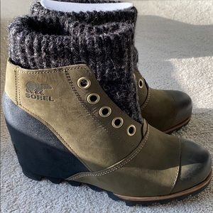 sorel sweater boots